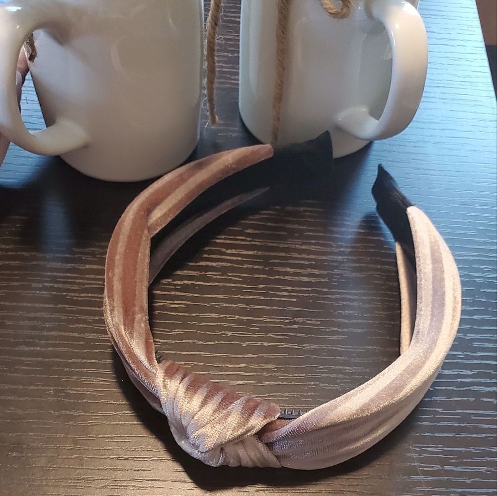 Velvety headband‎